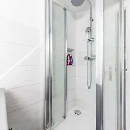 Central & Cosy City Center *